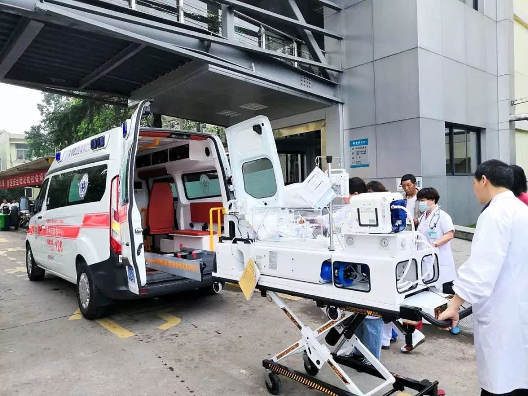 夹江县长短途救护车转院